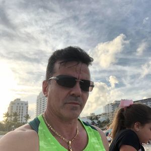 Meet your Posher, Eugenio